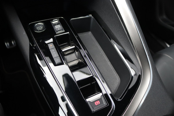 Peugeot 5008 1.2 Hybrid 136PK Automaat GT 7-pers/Leder/Memory-stoel/Camera/Stoelverwarming