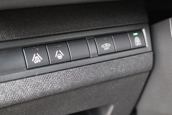Peugeot 5008 1.2 Hybrid 136PK Automaat GT 7-pers/Leder/Memory-stoel/Camera/Stoelverwarming