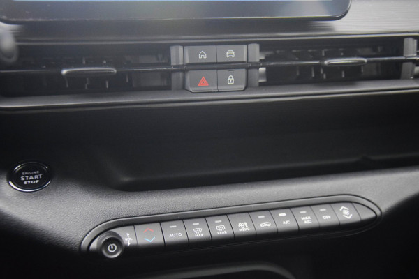 Jeep Avenger Longitude 54 kWh APPLE CARPLAY/WARMTEPOMP/LED KOPLAMPEN