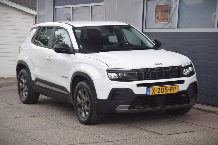Jeep Avenger Longitude 54 kWh APPLE CARPLAY/WARMTEPOMP/LED KOPLAMPEN