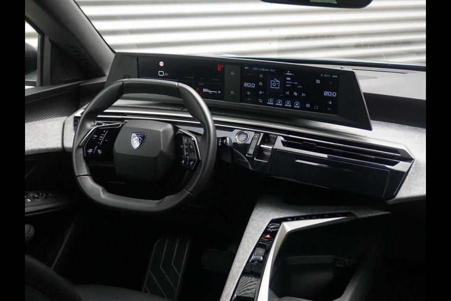 Peugeot 5008 1.2 Hybrid 145 Allure Camera achter