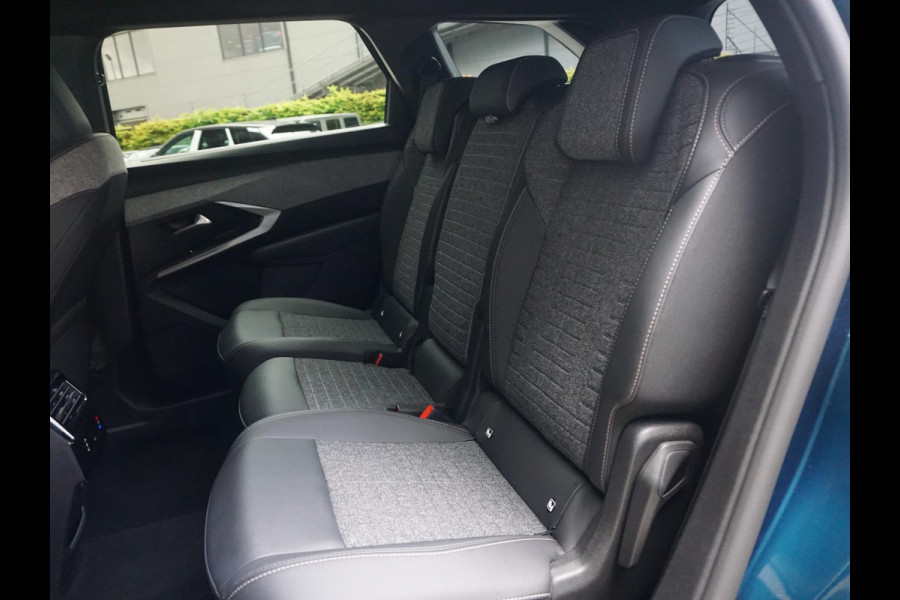 Peugeot 5008 1.2 Hybrid 145 Allure Camera achter