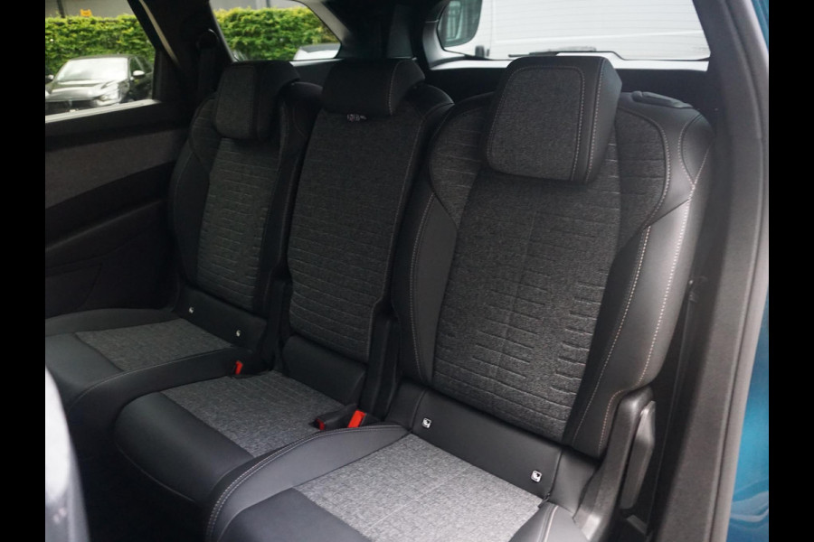 Peugeot 5008 1.2 Hybrid 145 Allure Camera achter