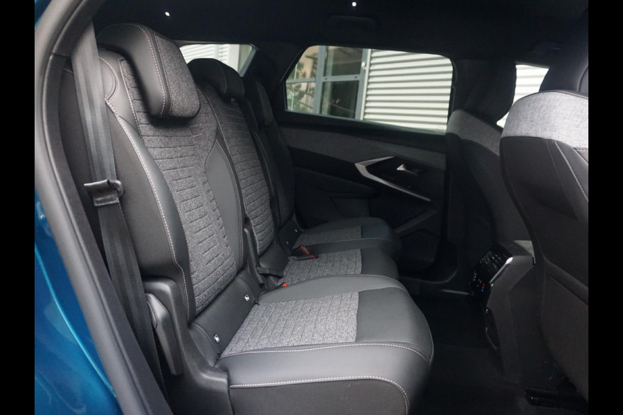 Peugeot 5008 1.2 Hybrid 145 Allure Camera achter