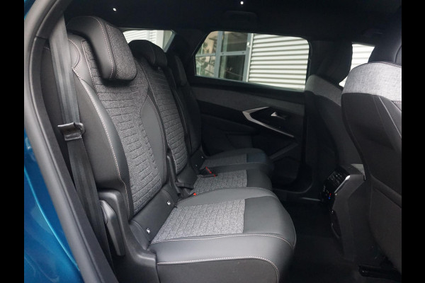 Peugeot 5008 1.2 Hybrid 145 Allure Camera achter