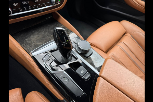 BMW 5 Serie 530e iPerformance High Executive | M-Pakket + Leder + Camera Nu € 20.975,-!!