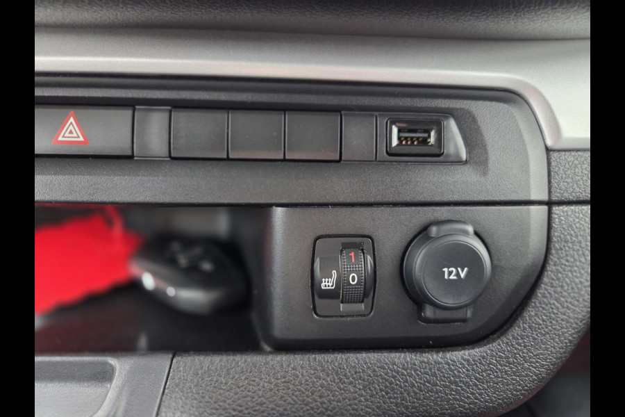 Peugeot e-Expert L2 75 kWh Xenon Stoelverwarming Airco Achteruitrijcamera