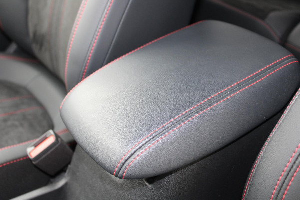 Ford Kuga 2.5 PHEV ST-Line X | Winterpack | AGR stoelen | Electrische achterklep | B&O Sound | Adaptieve Cruise Control