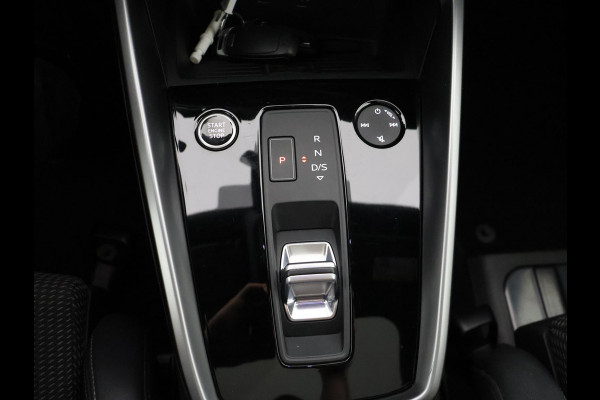 Audi A3 Limousine 35 TFSI S EDITION AUTOMAAT SCHUIF/PANODAK . NAVIGATIE . PDC V+A. VIRTUEEL COCKPIT !!