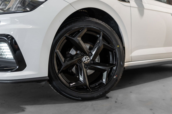 Volkswagen Polo 1.0 TSI R-line DSG LED NAVI CAMERA CRUISE