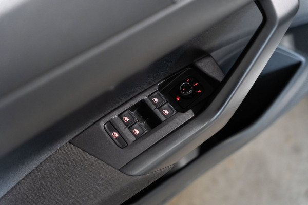 Volkswagen Polo 1.0 TSI R-line DSG LED NAVI CAMERA CRUISE