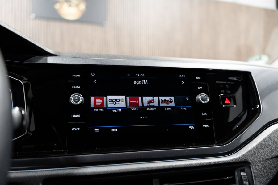 Volkswagen Polo 1.0 TSI R-line DSG LED NAVI CAMERA CRUISE