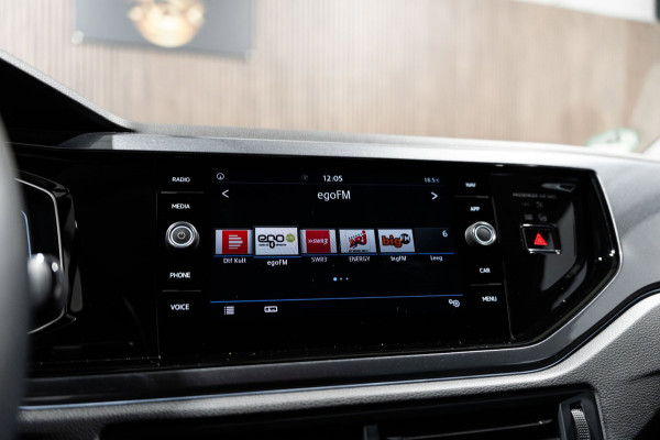 Volkswagen Polo 1.0 TSI R-line DSG LED NAVI CAMERA CRUISE