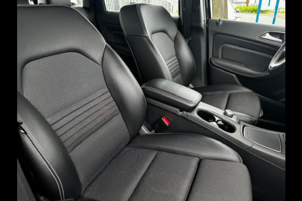 Mercedes-Benz B-Klasse 180 Ambition Automaat 132.000km Airco/ECC,Navigatie,Camera,Half Leder