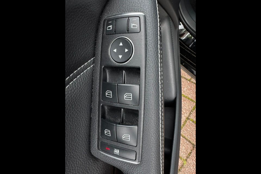 Mercedes-Benz B-Klasse 180 Ambition Automaat 132.000km Airco/ECC,Navigatie,Camera,Half Leder