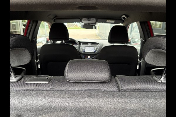 Hyundai i20 1.0 T-GDi 100pk Black Edition 5-drs. CAMERA/NAVI/CARPLAY/CRUISE/PDC/TREKHAAK