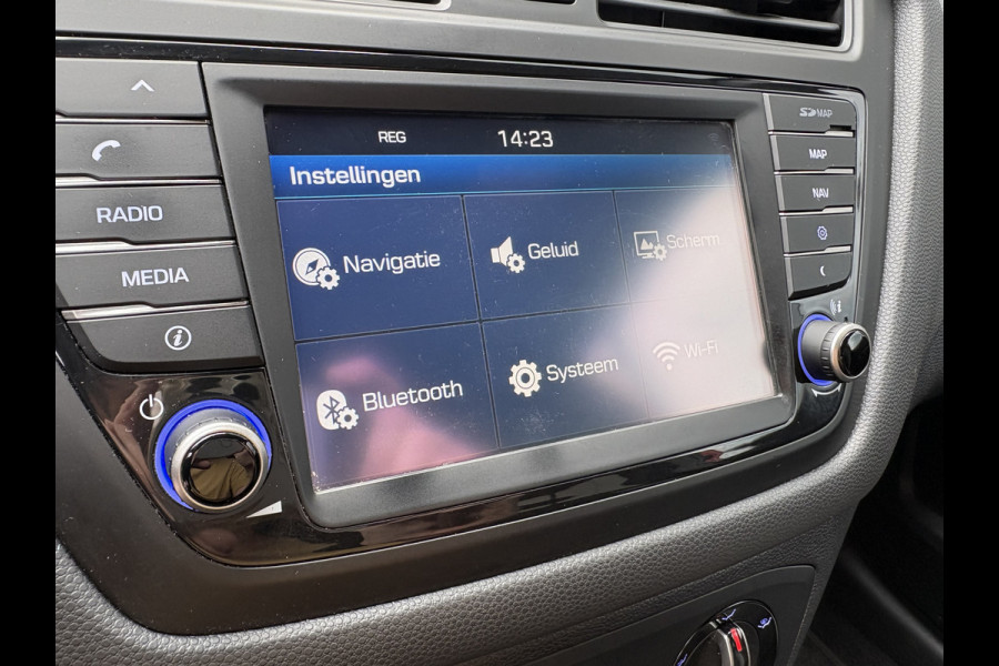 Hyundai i20 1.0 T-GDi 100pk Black Edition 5-drs. CAMERA/NAVI/CARPLAY/CRUISE/PDC/TREKHAAK