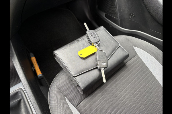 Hyundai i20 1.0 T-GDi 100pk Black Edition 5-drs. CAMERA/NAVI/CARPLAY/CRUISE/PDC/TREKHAAK