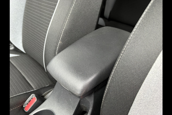 Hyundai i20 1.0 T-GDi 100pk Black Edition 5-drs. CAMERA/NAVI/CARPLAY/CRUISE/PDC/TREKHAAK