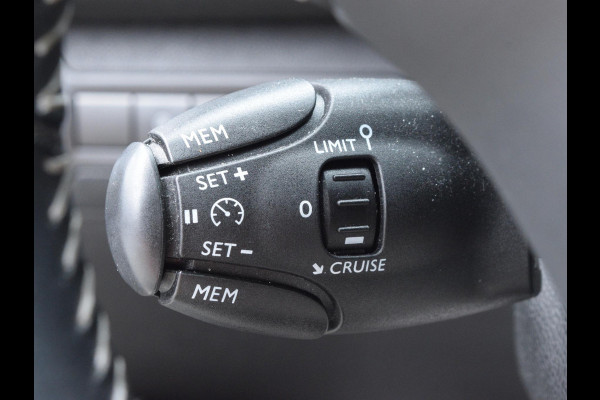 Peugeot 308 1.2 PureTech Blue Lease Premium | 130 PK | AUTOMAAT | NAVI | CLIMATE CONTROL | PARKEERSENSOREN MET CAMERA | CRUISE CONTROL