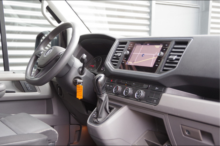 Volkswagen Crafter 35 2.0 TDI L3H3(L2H2) 3-ZITS, 177PK AUT. LED, TREKHAAK, GEV. ERGO ACTIVE STOEL, CAMERA, AIRCO, MISTLAMPEN