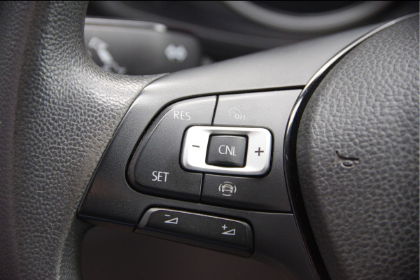 Volkswagen Crafter 35 2.0 TDI L3H3(L2H2) 3-ZITS, 177PK AUT. LED, TREKHAAK, GEV. ERGO ACTIVE STOEL, CAMERA, AIRCO, MISTLAMPEN