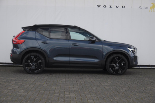Volvo EX40 Single Motor Extended Range Plus Black Ed. 82 kWh / DEMO LEX / Panoramadak / Apple Carplay / Android Auto / Harman kardon audio / Adaptive cruise control / Pilot assist / Lichtmetalen velgen /