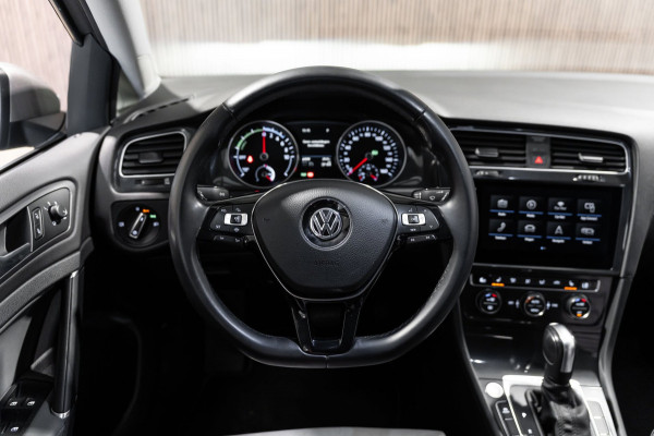 Volkswagen e-Golf E-DITION DSG LED CAMERA LEDER
