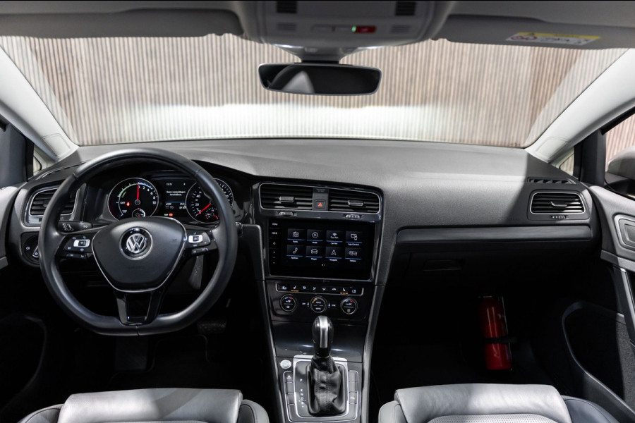 Volkswagen e-Golf E-DITION DSG LED CAMERA LEDER