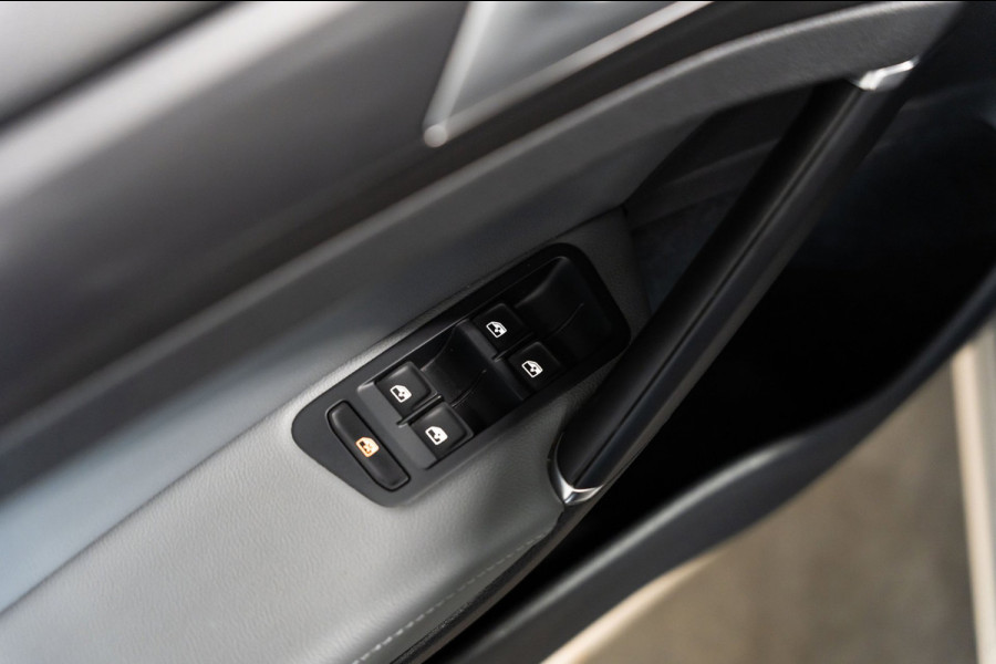 Volkswagen e-Golf E-DITION DSG LED CAMERA LEDER