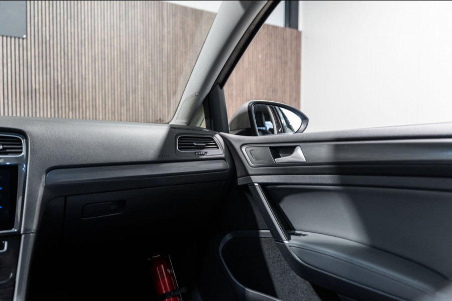 Volkswagen e-Golf E-DITION DSG LED CAMERA LEDER