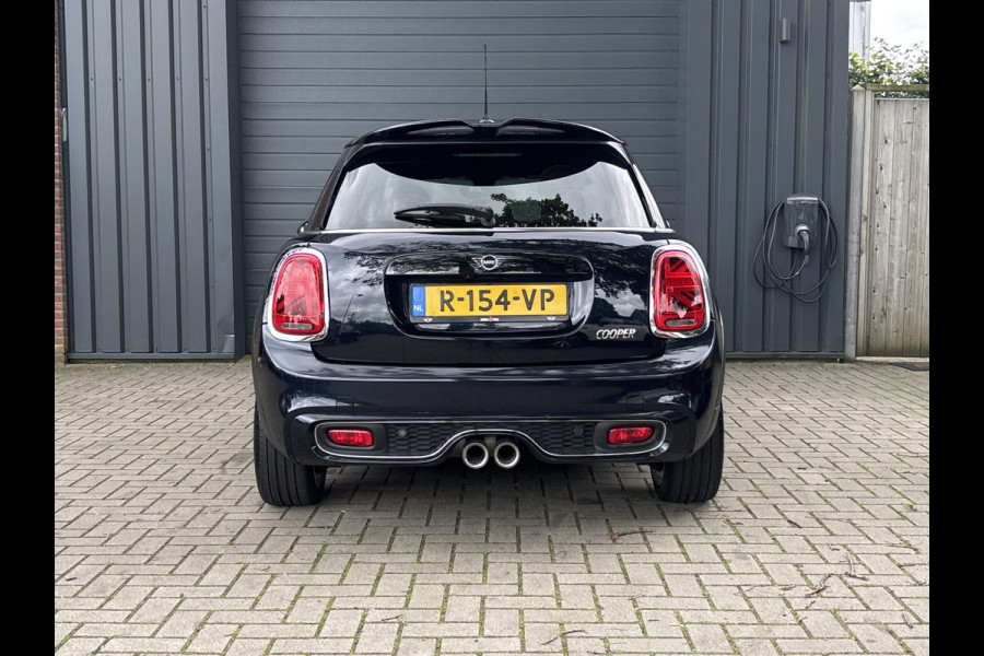 MINI 5-deurs 1.5 Cooper Chili - Harman & Kardon - Schuif/kanteldak - HUD -