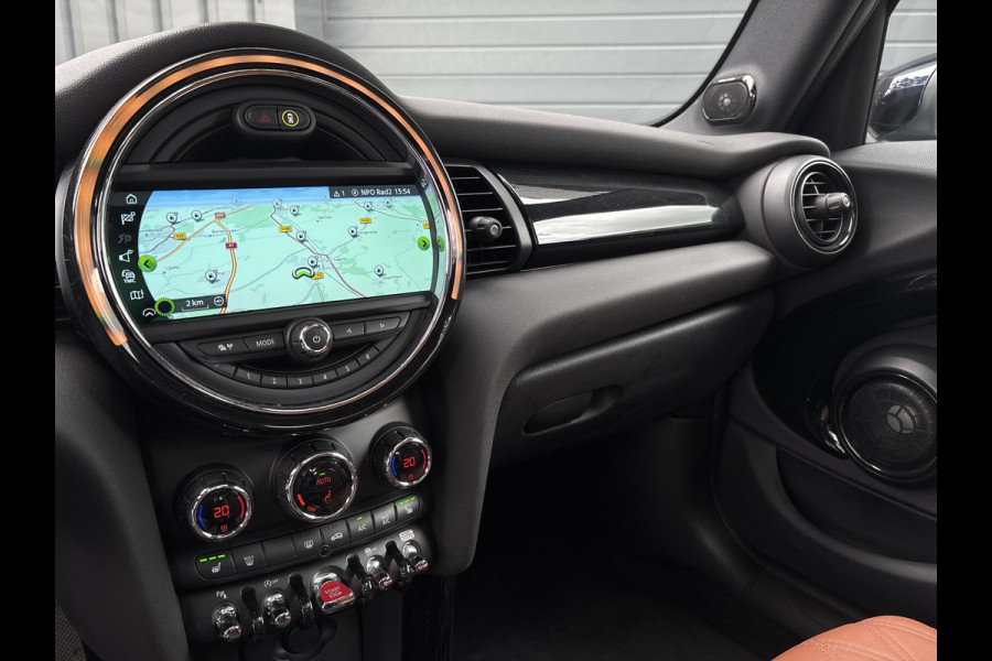 MINI 5-deurs 1.5 Cooper Chili - Harman & Kardon - Schuif/kanteldak - HUD -