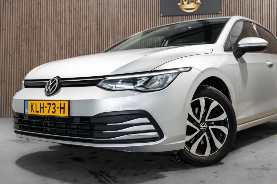 Volkswagen Golf 1.0 eTSI Life DSG LED CAMERA PDC