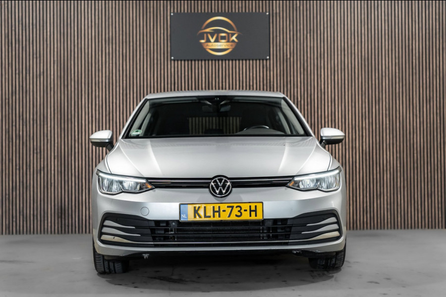 Volkswagen Golf 1.0 eTSI Life DSG LED CAMERA PDC