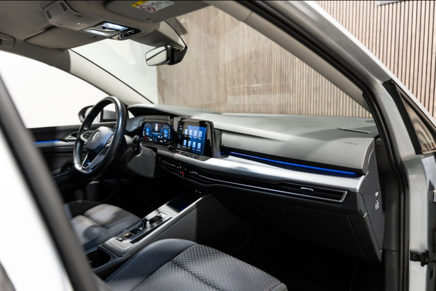 Volkswagen Golf 1.0 eTSI Life DSG LED CAMERA PDC