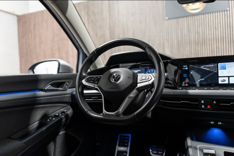 Volkswagen Golf 1.0 eTSI Life DSG LED CAMERA PDC