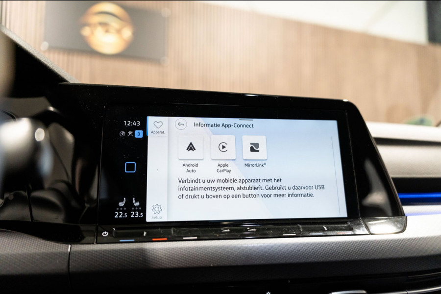 Volkswagen Golf 1.0 eTSI Life DSG LED CAMERA PDC