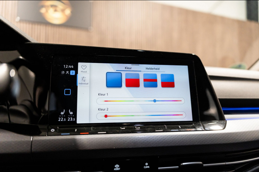 Volkswagen Golf 1.0 eTSI Life DSG LED CAMERA PDC