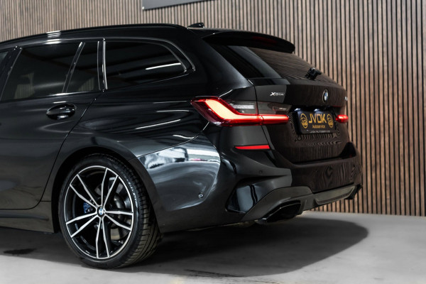 BMW 3 Serie Touring M340d xDrive High Executive PANO LEDER CAMERA