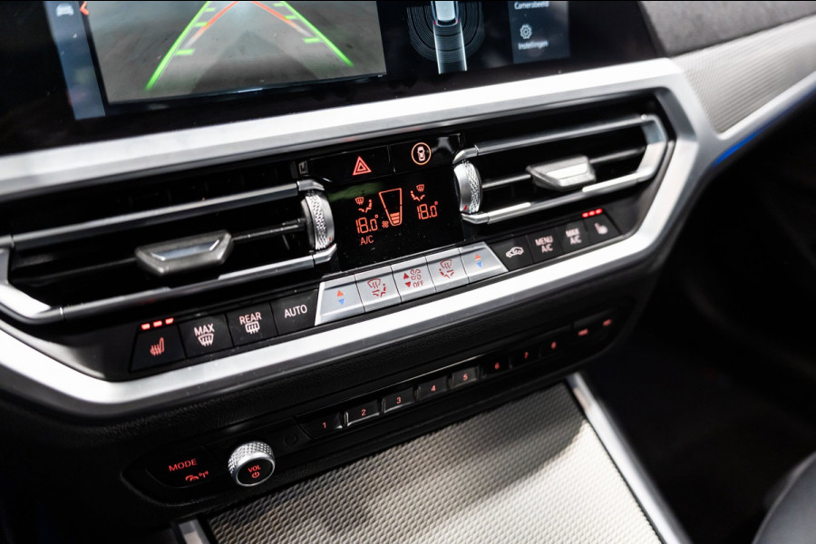 BMW 3 Serie Touring M340d xDrive High Executive PANO LEDER CAMERA
