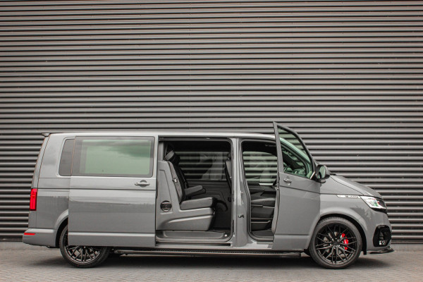 Volkswagen Transporter 2.0 TDI L2H1 150PK JB-EDITION DSG / ALCANTARE HEMEL / LEDEREN BEKLEDING / FULL / APPLE CARPLAY / NAVIGATIE