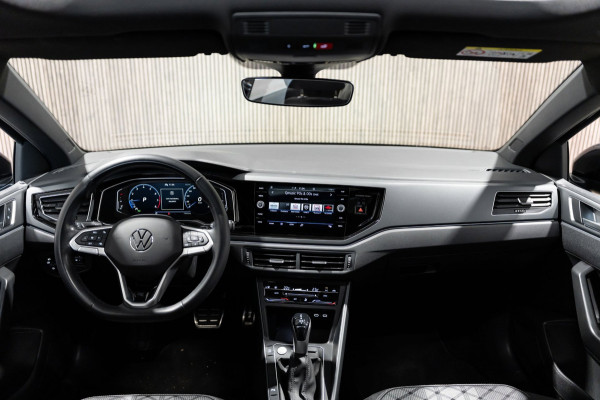 Volkswagen Taigo 1.5 TSI R-Line DSG PANO LED Keyless