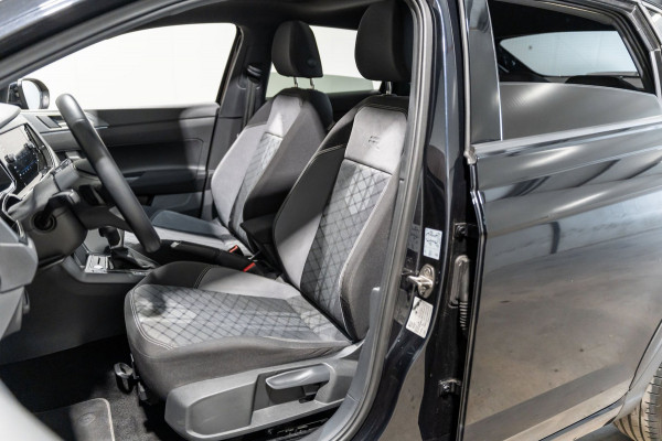 Volkswagen Taigo 1.5 TSI R-Line DSG PANO LED Keyless
