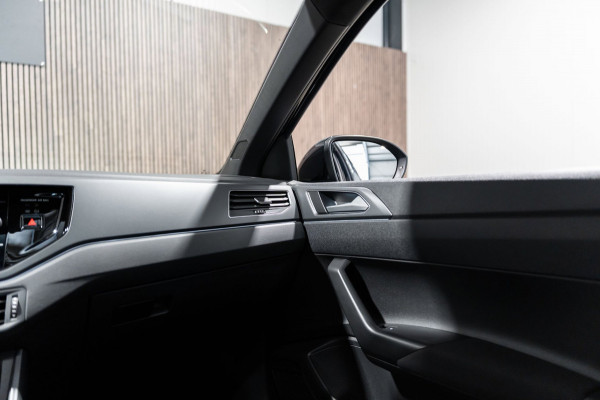 Volkswagen Taigo 1.5 TSI R-Line DSG PANO LED Keyless