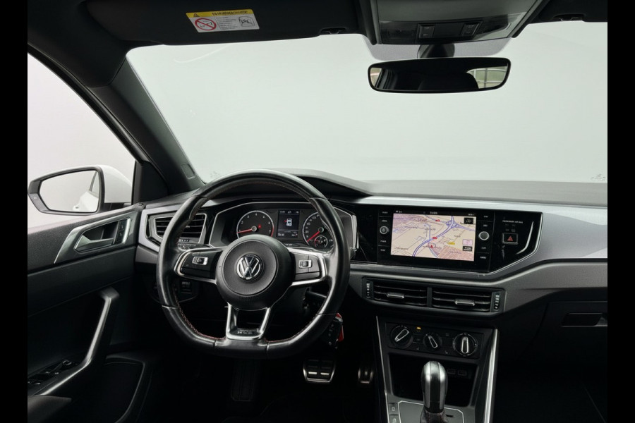 Volkswagen Polo 2.0 TSI GTI 200PK DSG GTI-SPORT CARPLAY/PDC/NAVI/STOELVERW.