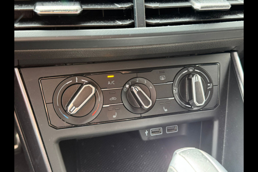 Volkswagen Polo 2.0 TSI GTI 200PK DSG GTI-SPORT CARPLAY/PDC/NAVI/STOELVERW.