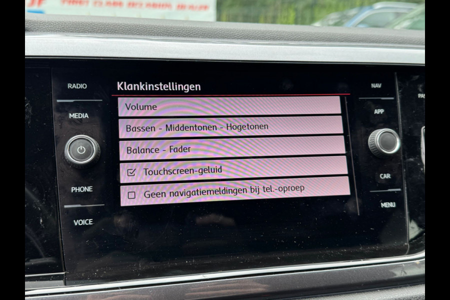 Volkswagen Polo 2.0 TSI GTI 200PK DSG GTI-SPORT CARPLAY/PDC/NAVI/STOELVERW.