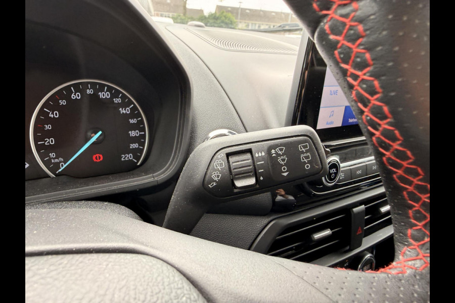 Ford EcoSport 1.0 EcoBoost ST-Line Black 125pk Achteruitrijcamera | Winterpack | Lage km stand! | Navigatie | Dodehoeksensoren