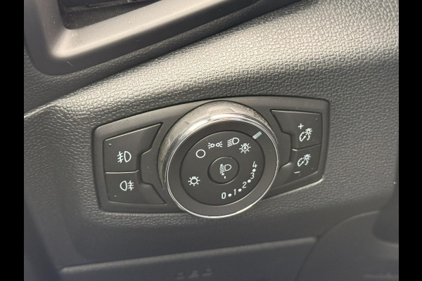 Ford EcoSport 1.0 EcoBoost ST-Line Black 125pk Achteruitrijcamera | Winterpack | Lage km stand! | Navigatie | Dodehoeksensoren
